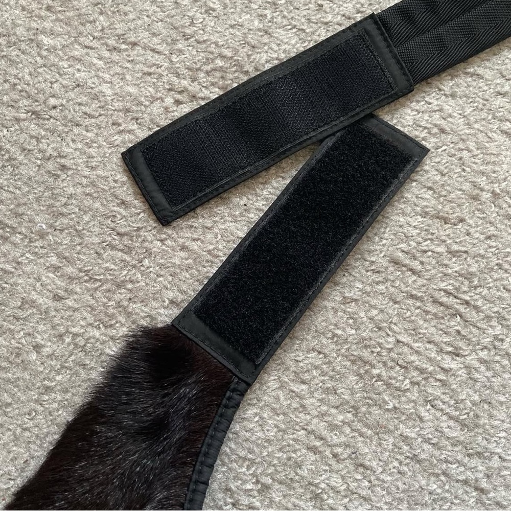 Prada Black and Red Messenger Bag with Minimalist Design - Picture 4 of 14